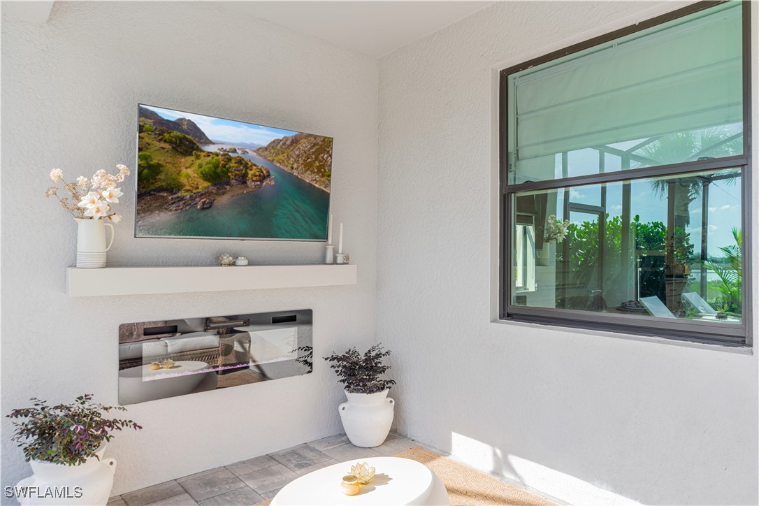 6 Bed Pool Home for Sale in Verdana Village, photo 28