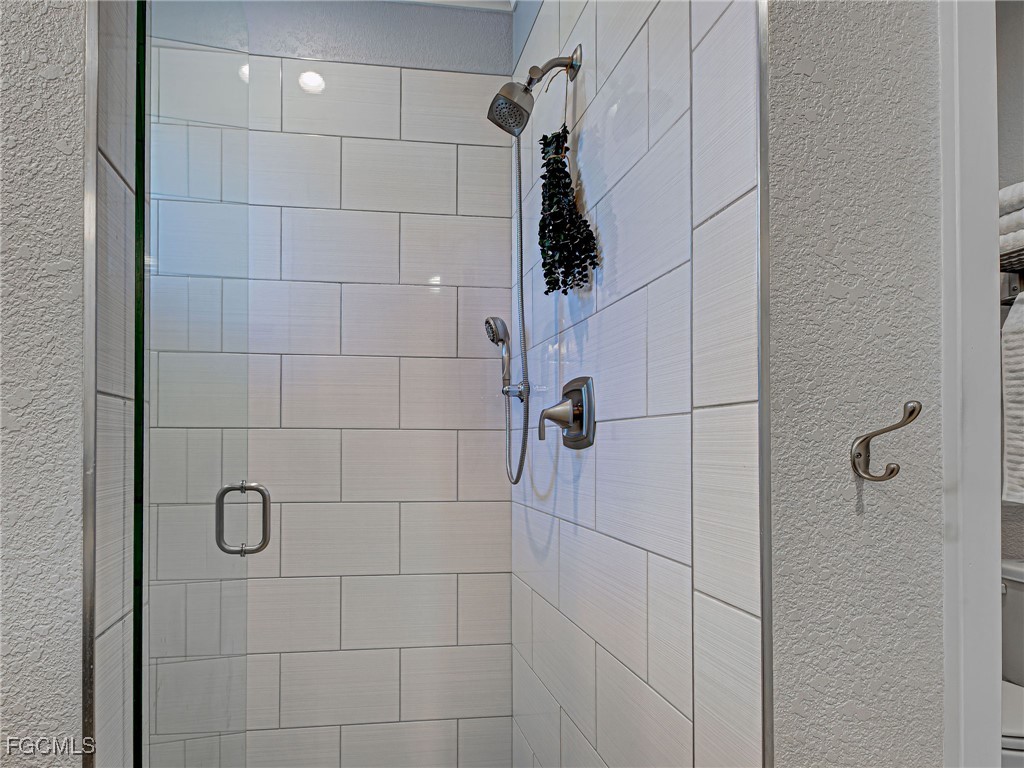 2 Bed Pool Home for Sale in Rotonda Villas, photo 28