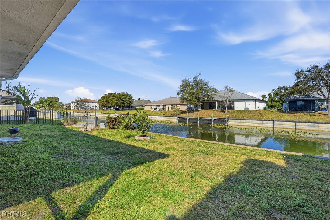 3 Bed Waterfront Home for Sale in Cape Coral, photo 28