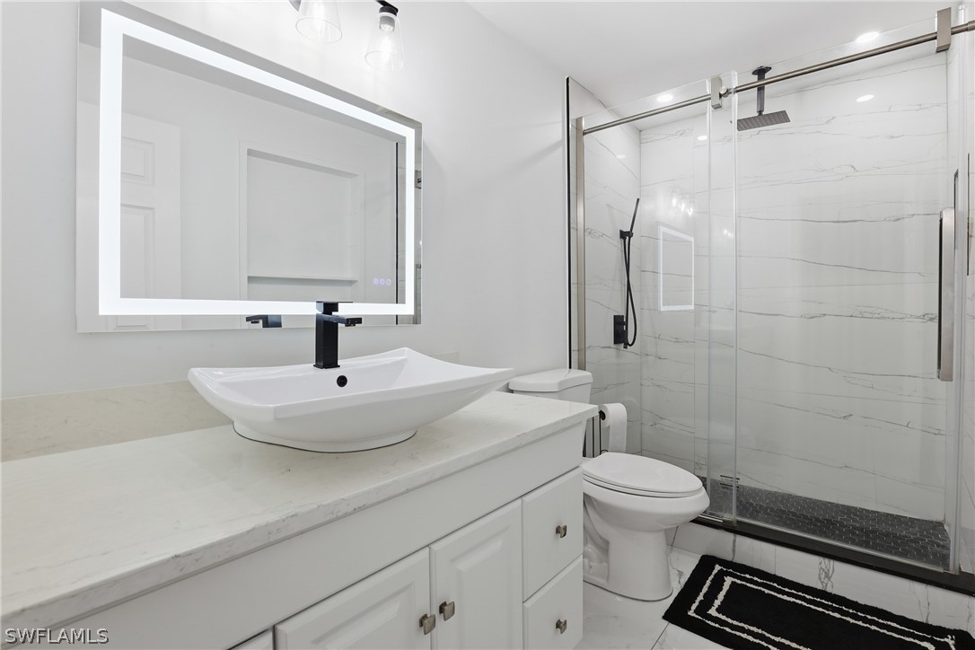 2 Bed SingleFamilyResidence for Sale in Naples, photo 28