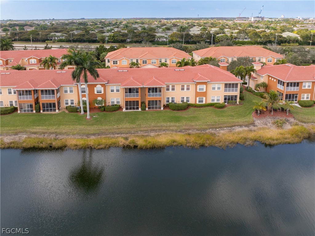 2 Bed Waterfront Home for Sale in Fort Myers, photo 28