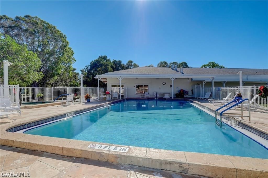 2 Bed ManufacturedHome for Sale in Naples, FL, $105,000 — photo 28