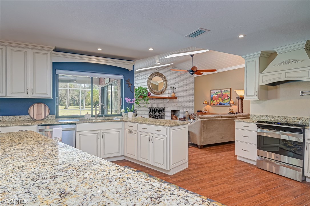3 Bed Pool Home for Sale in Fort Myers, FL — photo 28