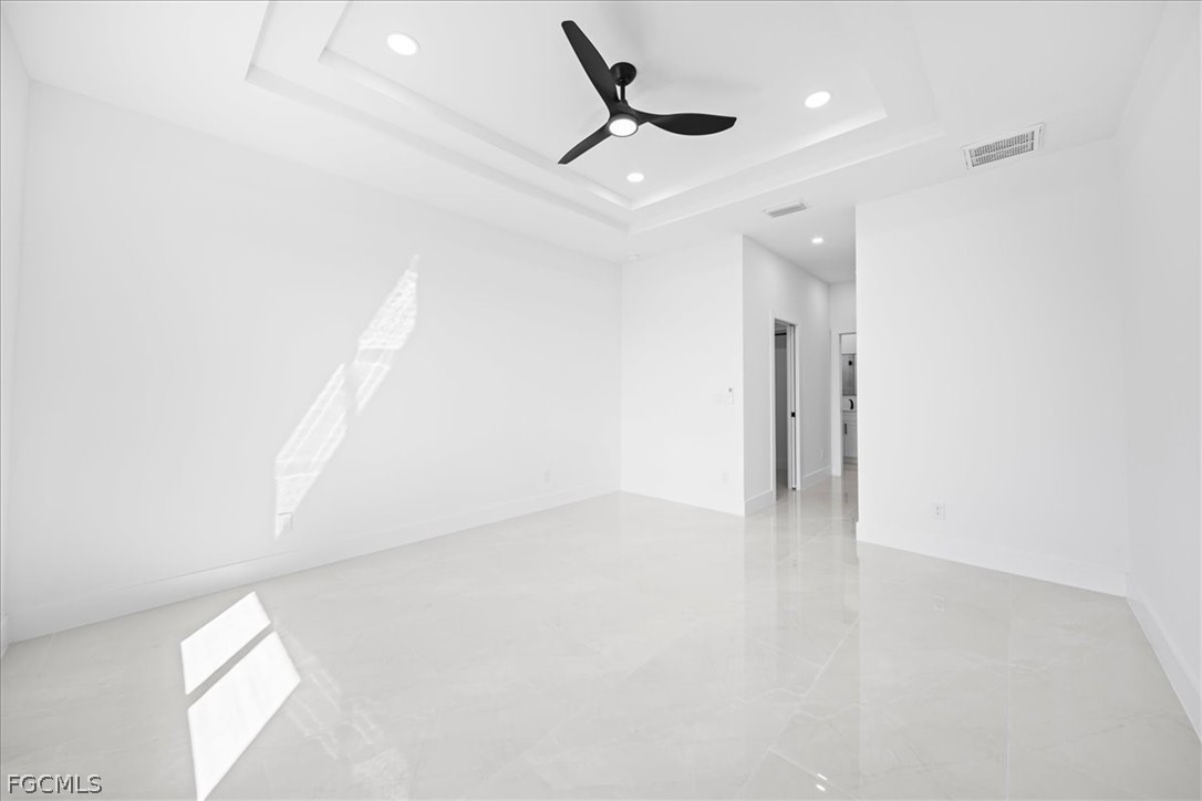 3 Bed SingleFamilyResidence for Sale in Cape Coral, photo 28