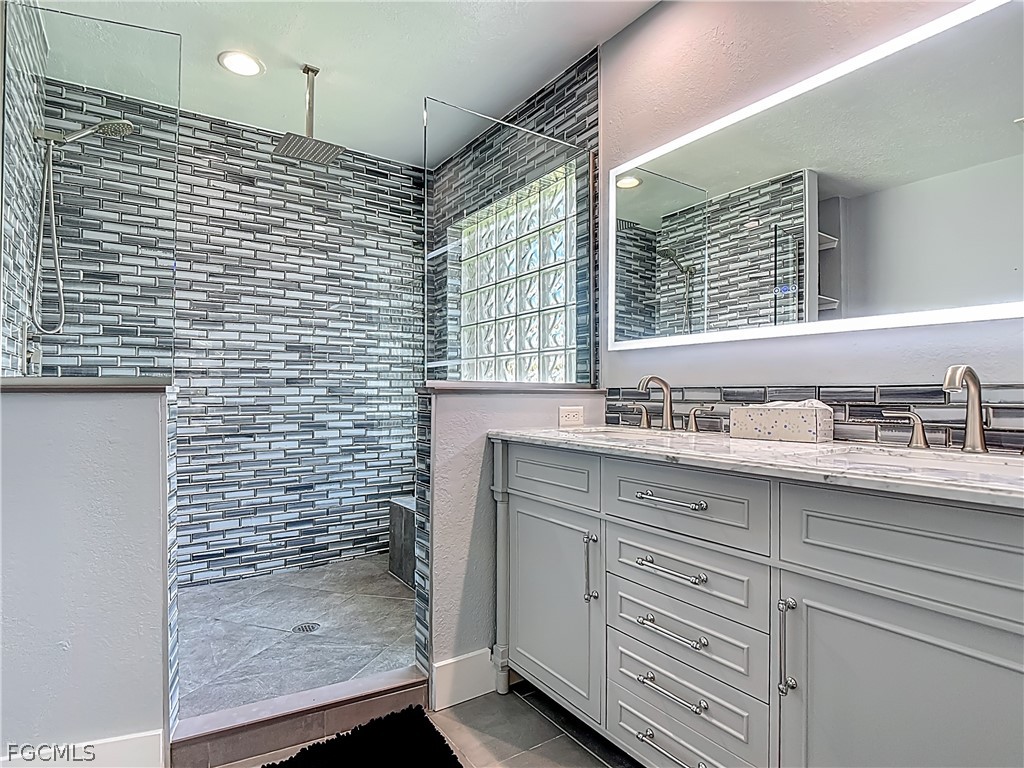 2 Bed SingleFamilyResidence for Sale in Herons Glen, FL — photo 28