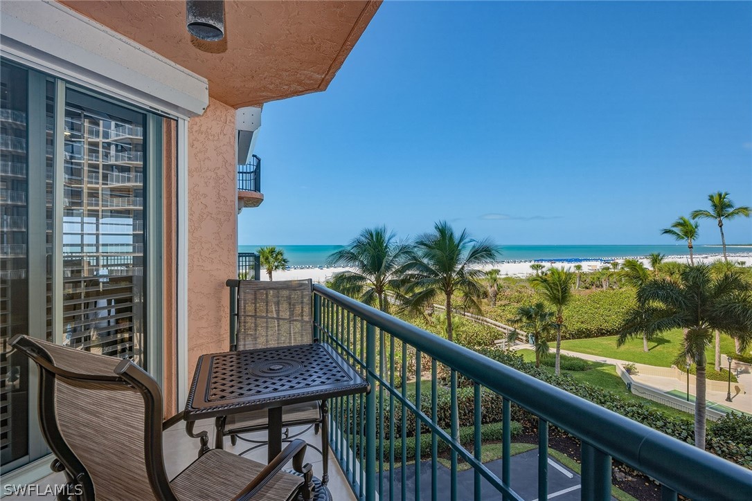 3 Bed Waterfront Home for Sale in Dunnfoire, photo 28