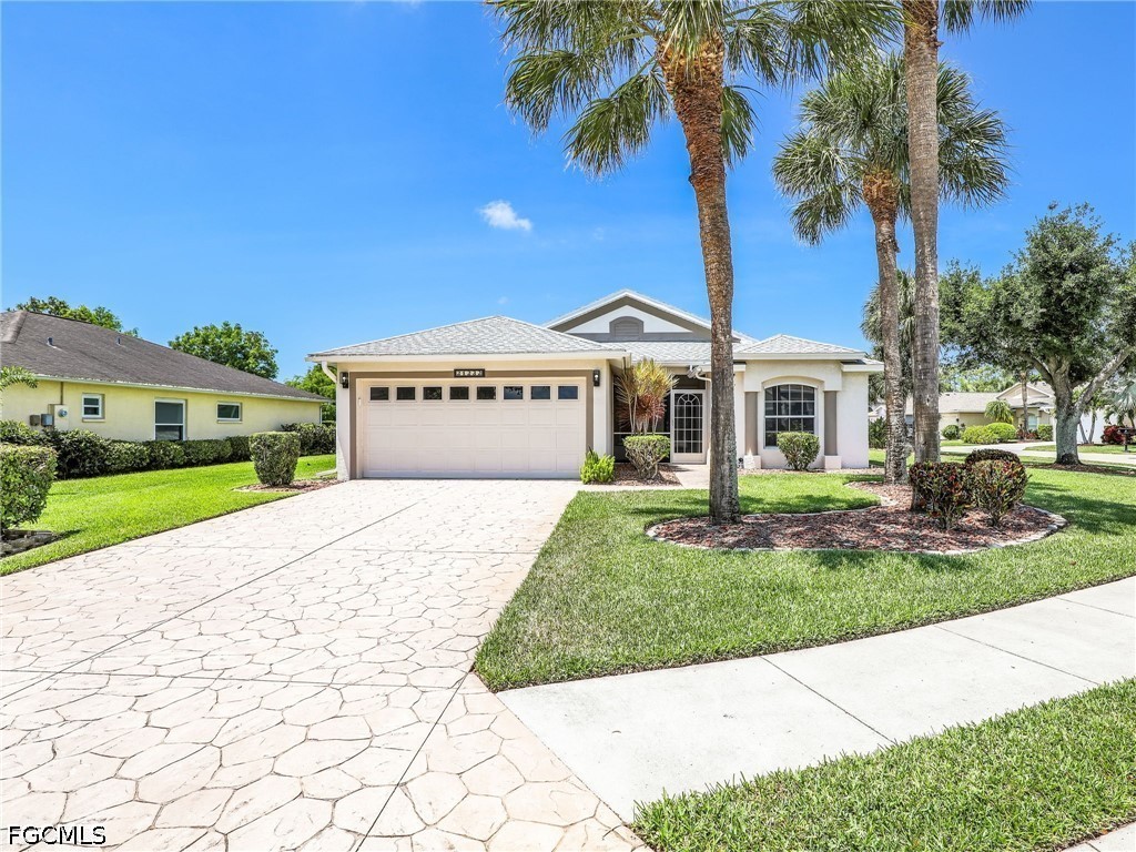 3 Bed SingleFamilyResidence for Sale in Stoneybrook, FL — photo 28