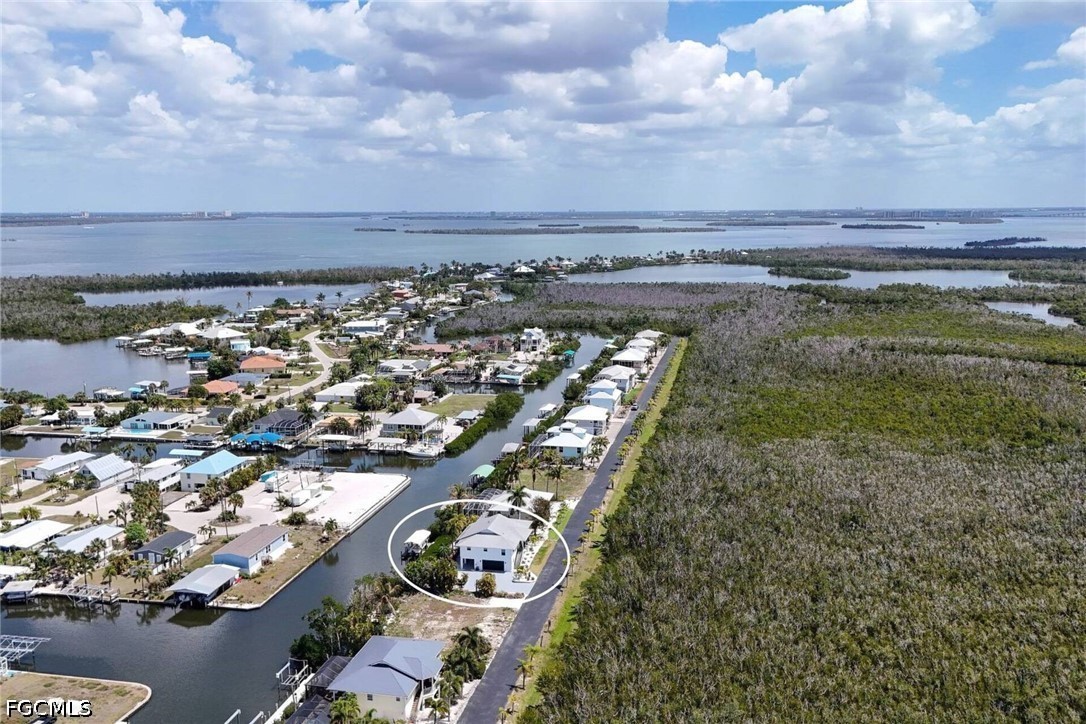 3 Bed Waterfront Home for Sale in Buttonwood Key, FL — photo 28
