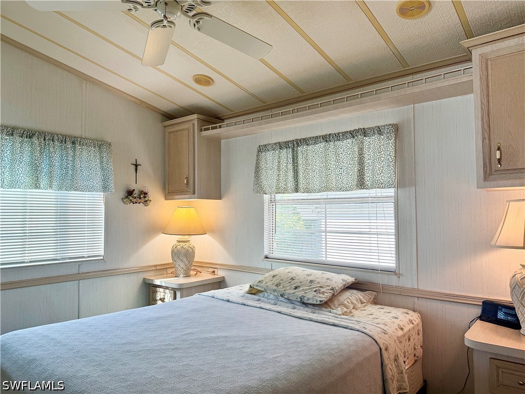 1 Bed ManufacturedHome for Sale in Naples, FL, $135,000 — photo 28