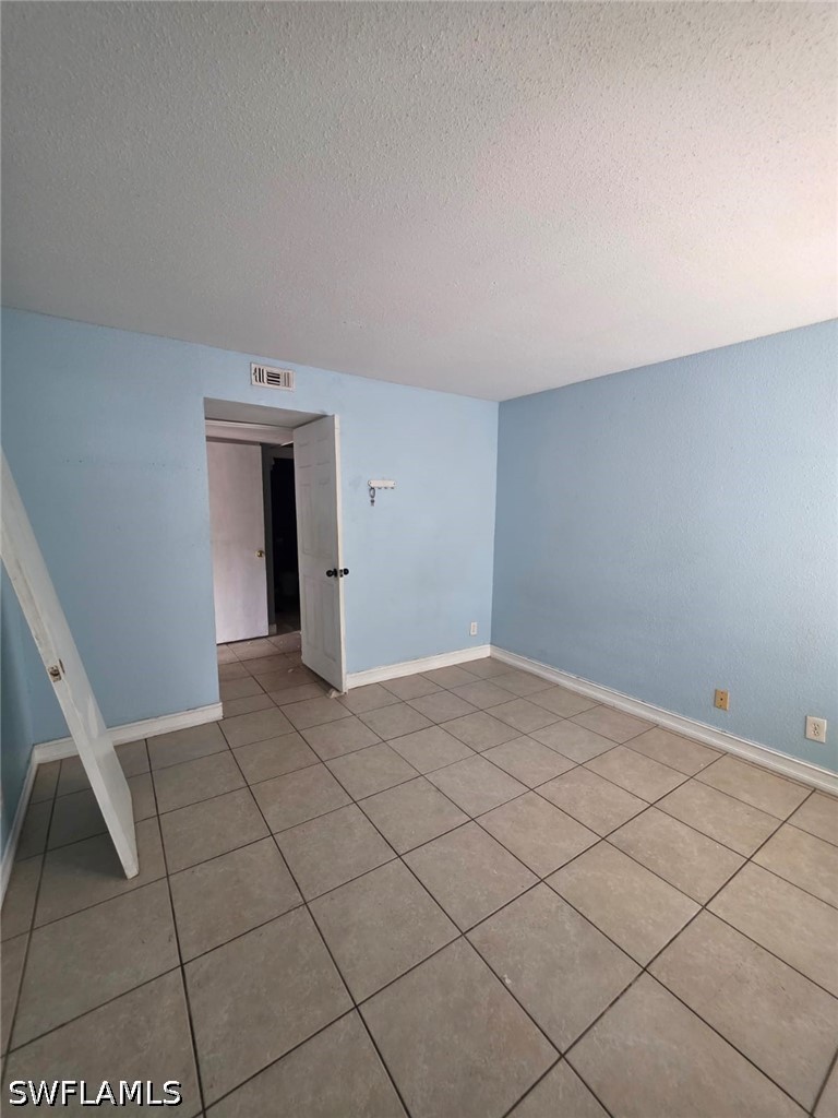 1 Bed Pool Home for Sale in Village Creek, photo 28