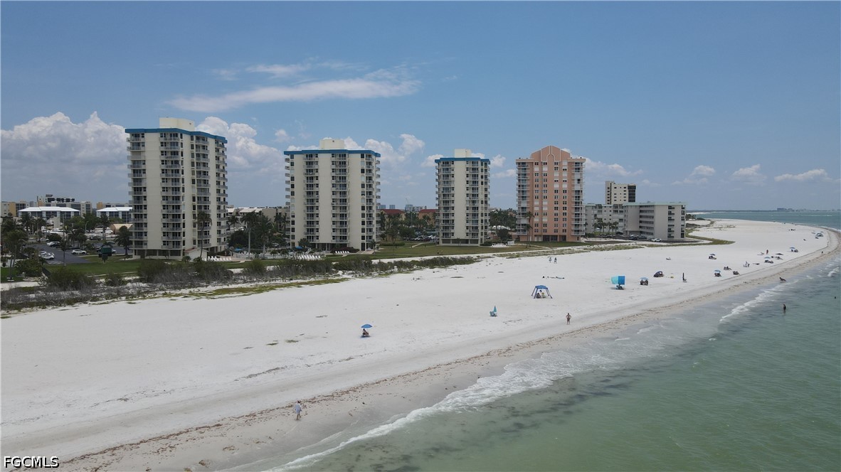 1 Bed Waterfront Home for Sale in Fort Myers Beach, photo 28