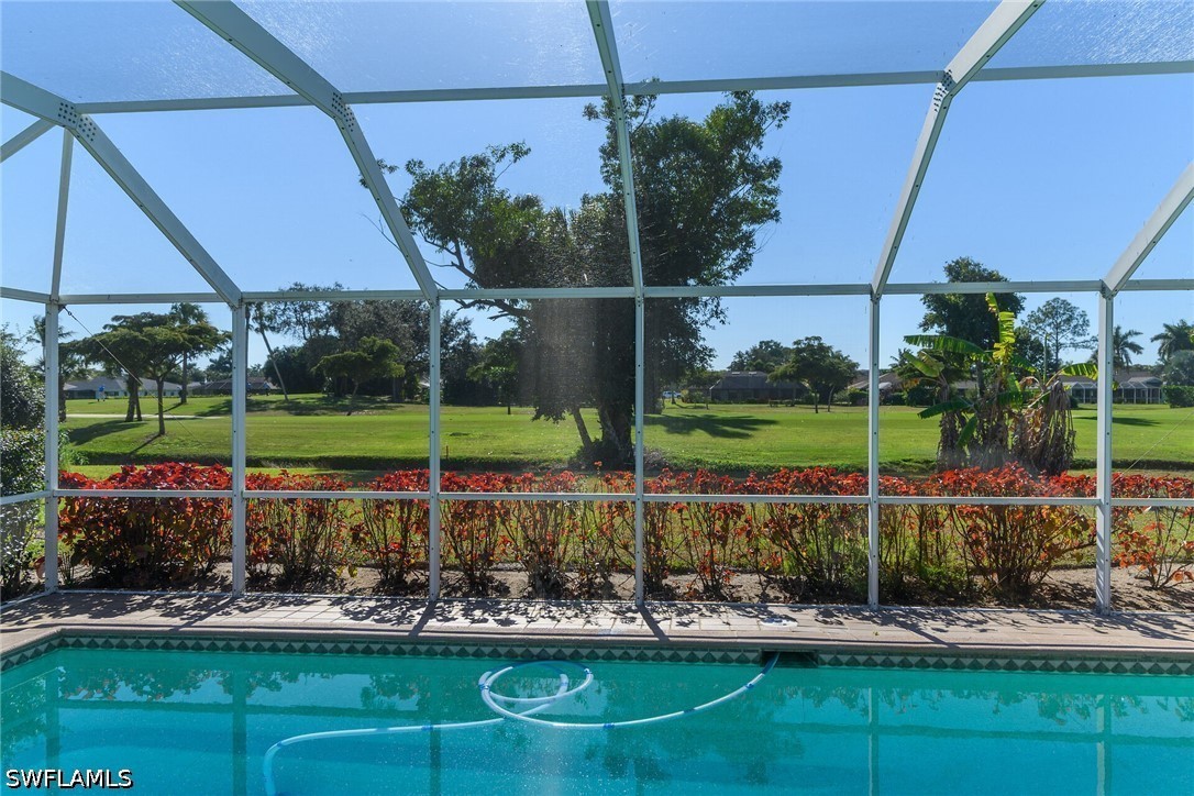 3 Bed Pool Home for Sale in Torrey Pines, photo 28