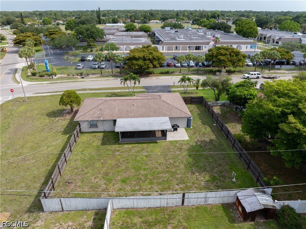 3 Bed SingleFamilyResidence for Sale in Naples, photo 28