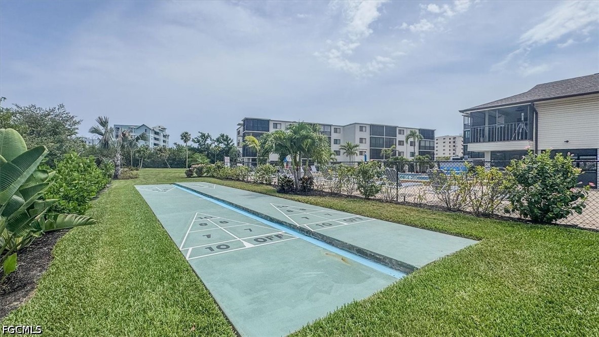2 Bed Condominium for Sale in Fort Myers Beach, FL, $299,000 — photo 28