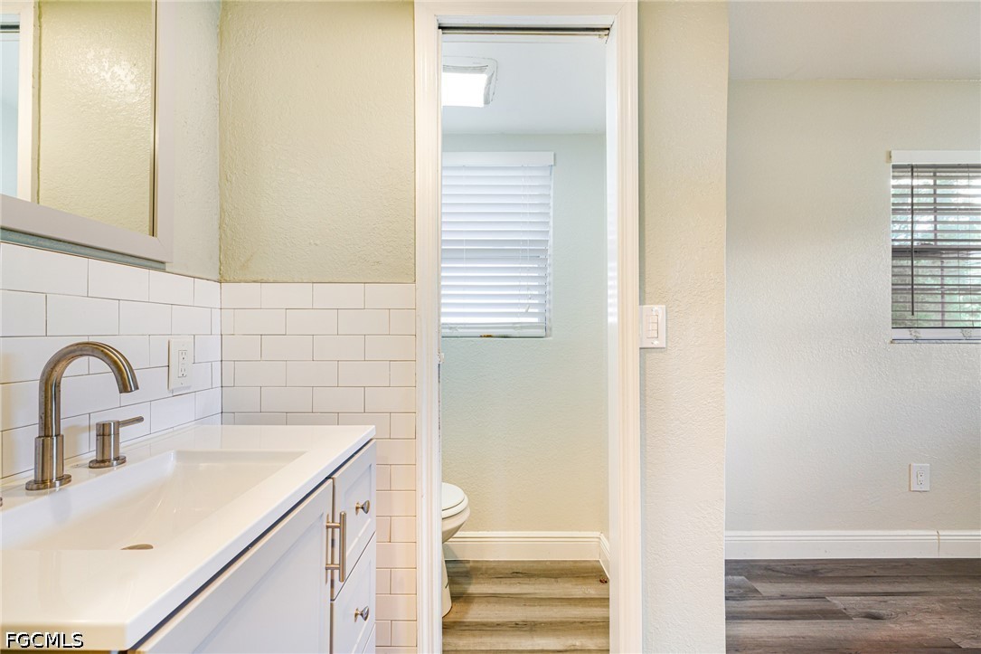 3 Bed SingleFamilyResidence for Sale in Fort Myers, photo 28