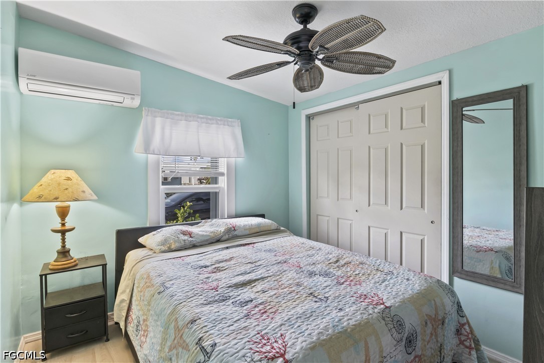 2 Bed Waterfront Home for Sale in Pine Island Cove, photo 28