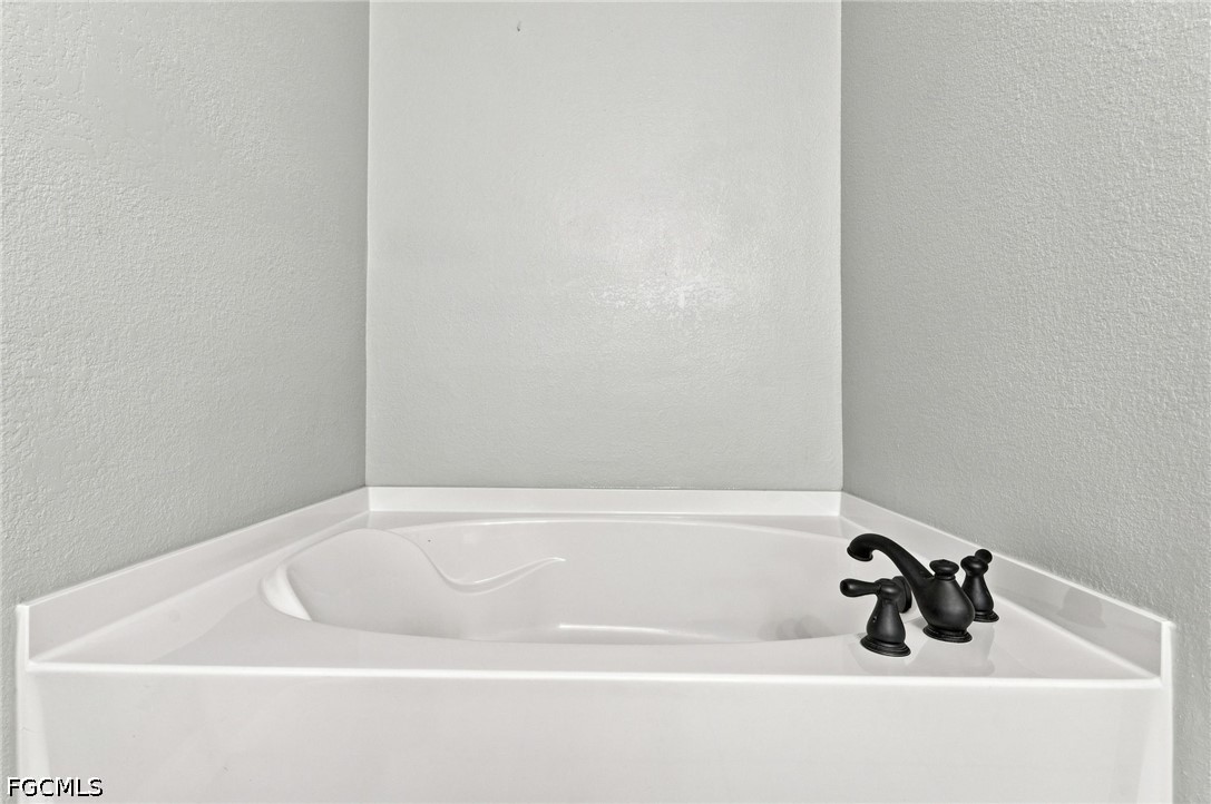 3 Bed Townhouse for Sale in Bayshore Commons, photo 28