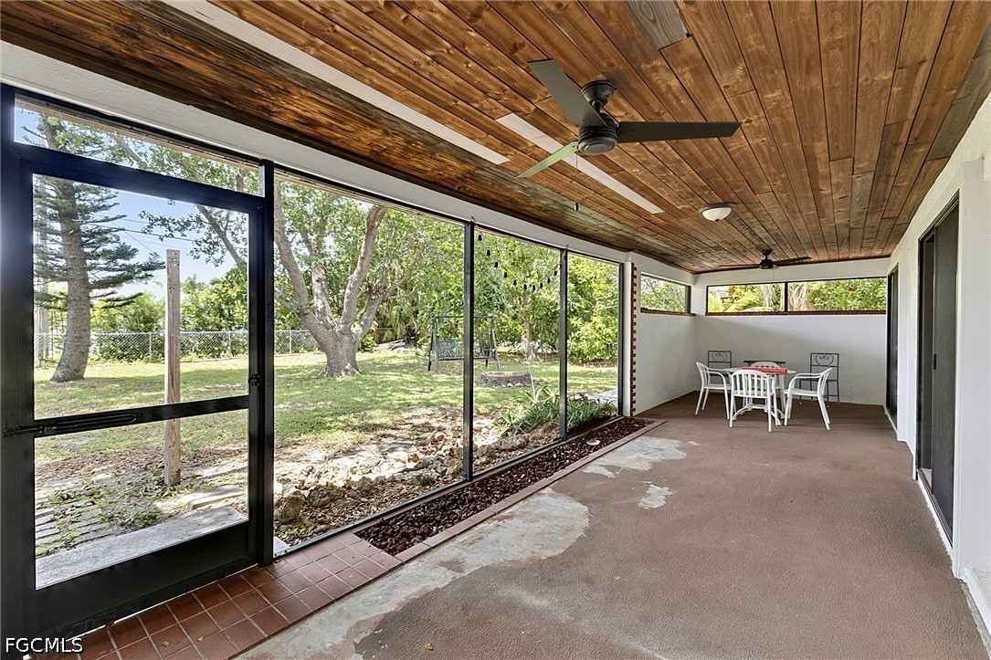 3 Bed SingleFamilyResidence for Sale in Cape Coral, photo 28