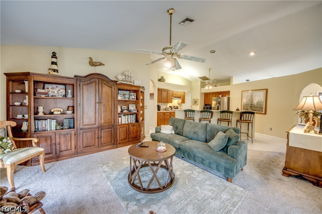 3 Bed SingleFamilyResidence for Sale in Cape Coral, photo 28
