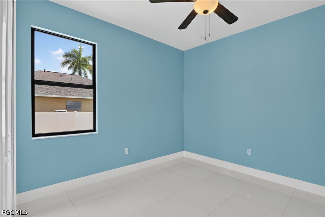 3 Bed Pool Home for Sale in Cape Coral, photo 28