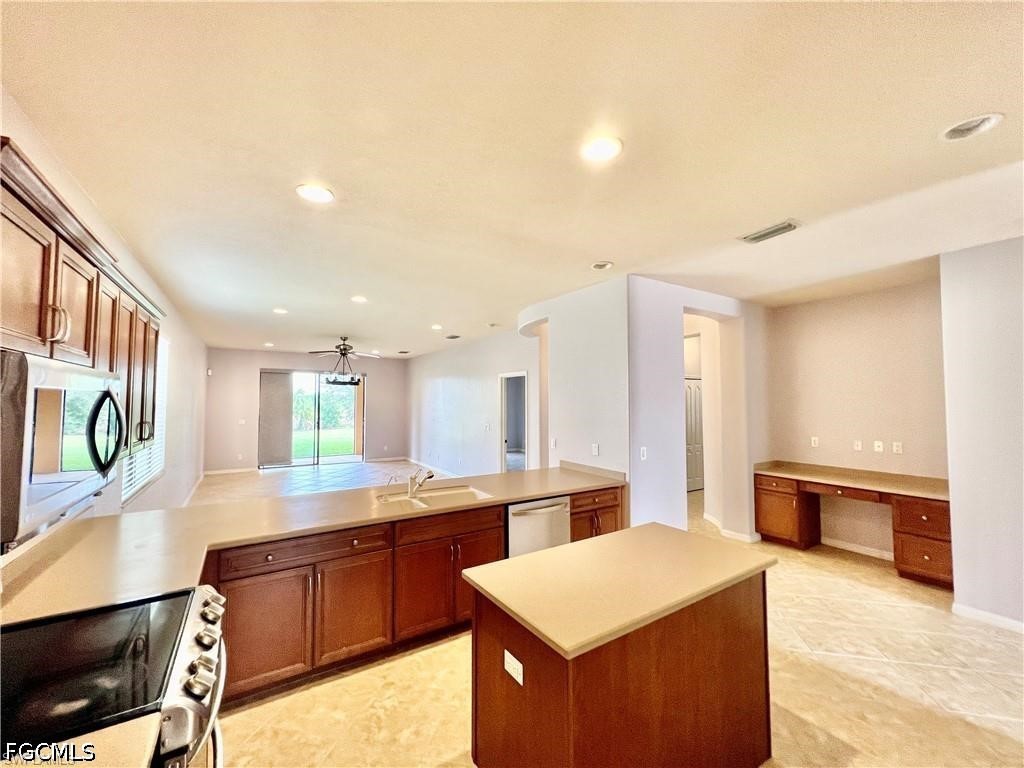 3 Bed SingleFamilyResidence for Sale in Daniels Preserve, photo 28
