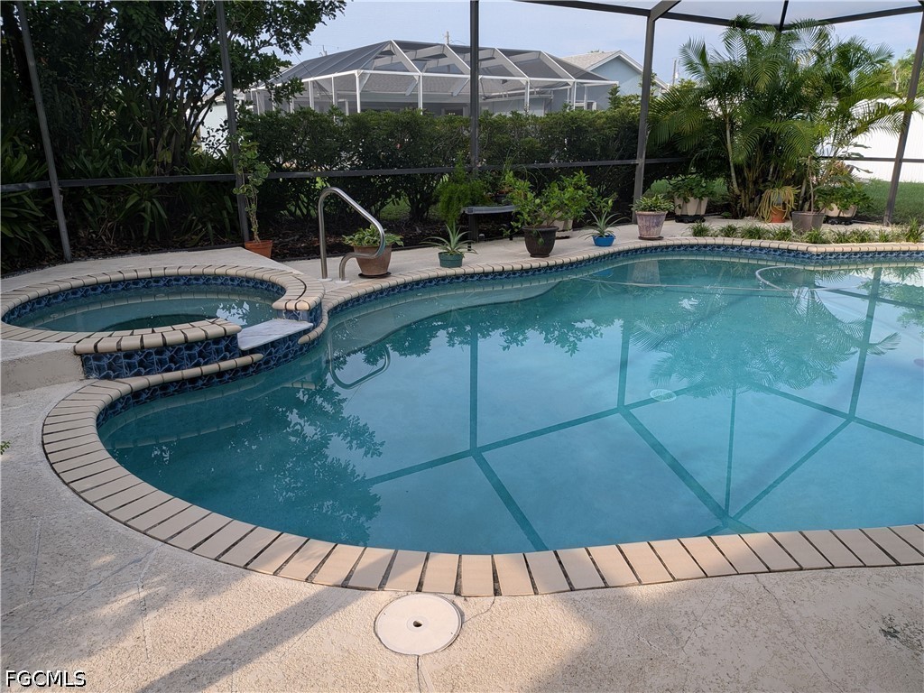 3 Bed Pool Home for Sale in Cape Coral, photo 28