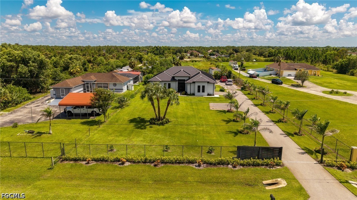 3 Bed SingleFamilyResidence for Sale in Naples, FL, $675,000 — photo 28