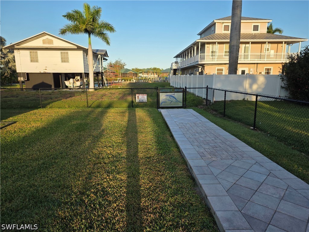 2 Bed SingleFamilyResidence for Sale in Everglades City, FL — photo 28
