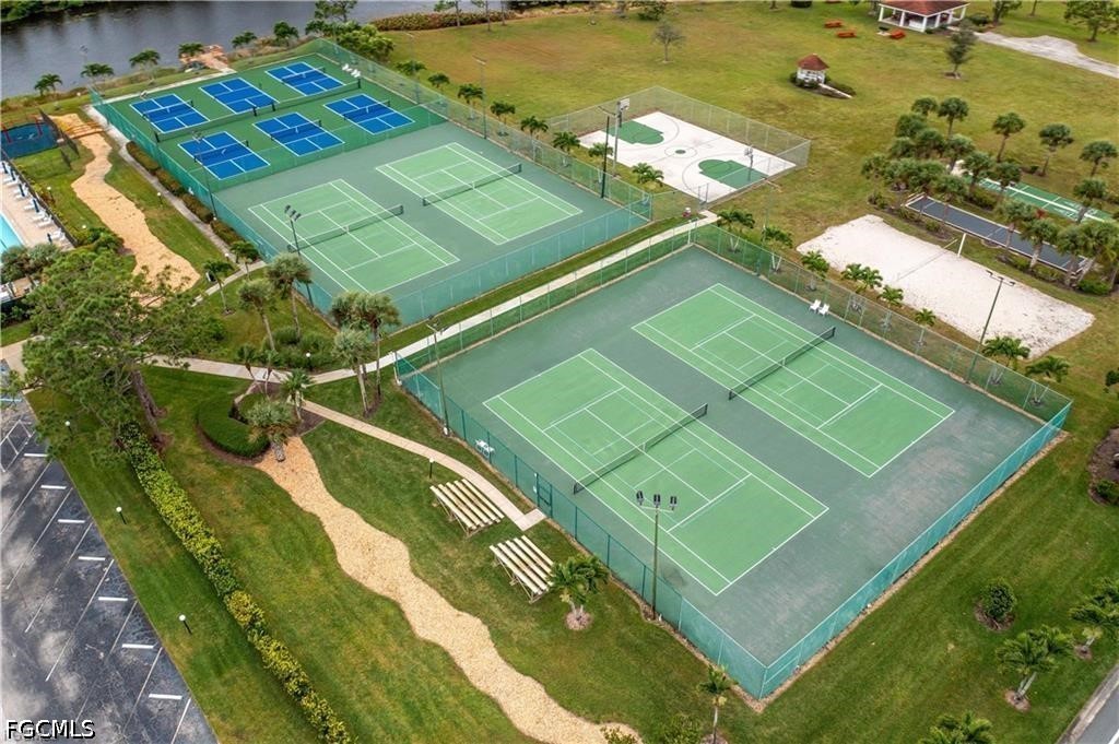 2 Bed Condominium for Sale in Fort Myers, FL, $167,500 — photo 28
