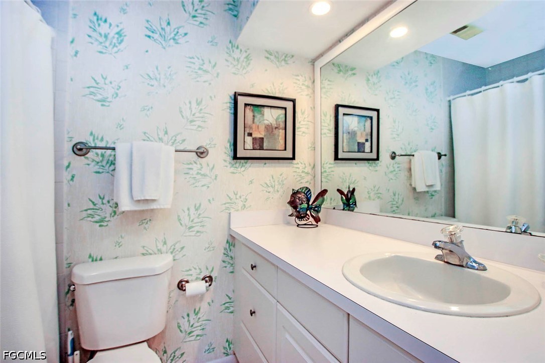 3 Bed Waterfront Home for Sale in Captiva, FL, $950,000 — photo 28