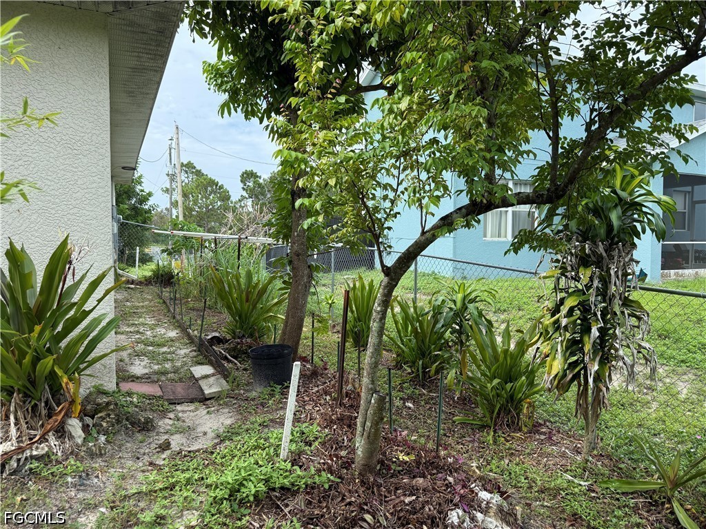 3 Bed SingleFamilyResidence for Sale in Lehigh Acres, FL — photo 28