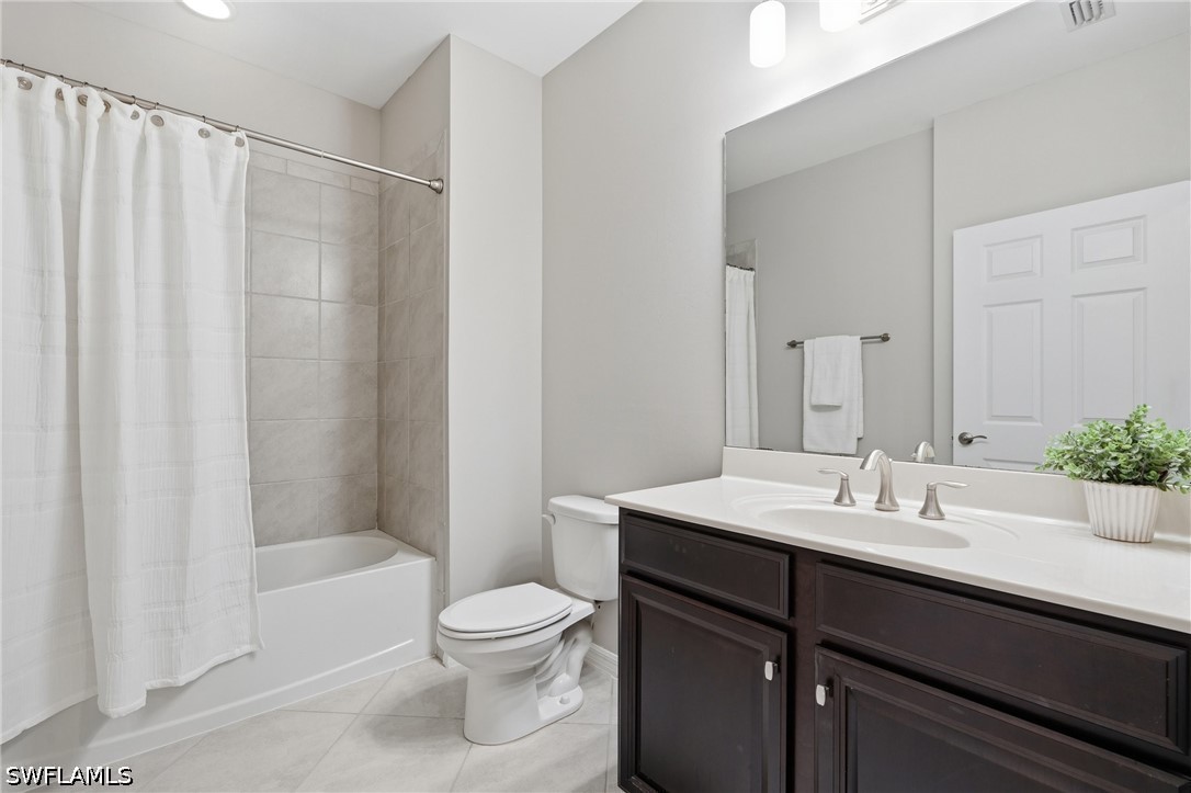 2 Bed Condominium for Sale in Paloma, FL, $299,000 — photo 28