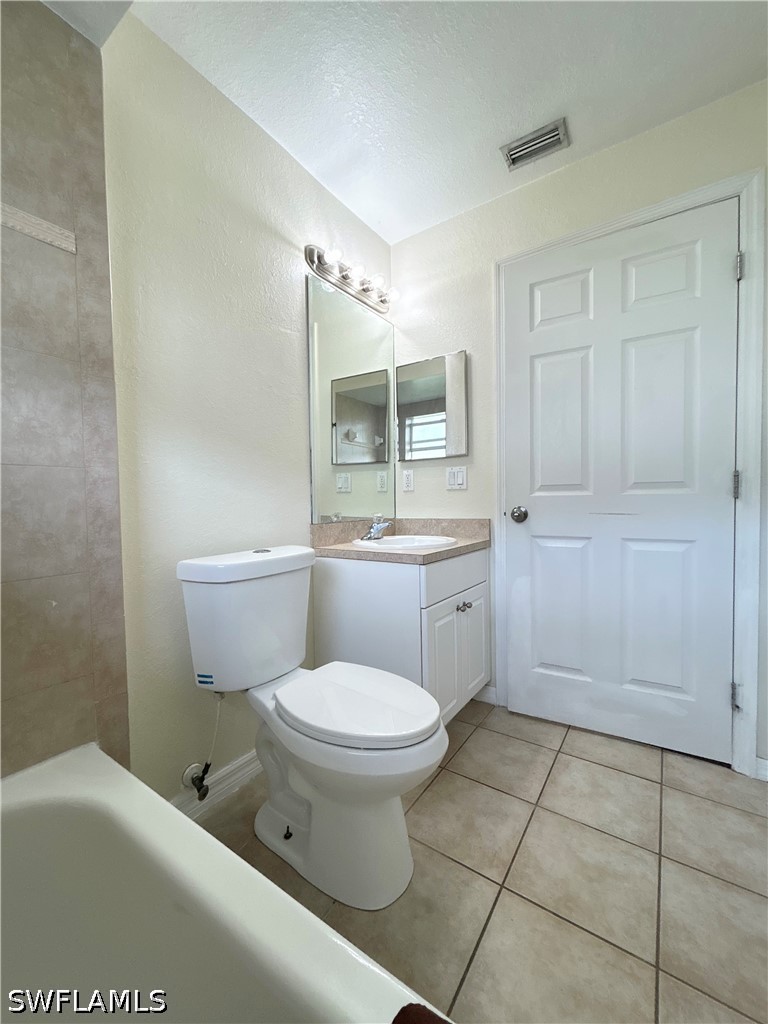 3 Bed SingleFamilyResidence for Sale in Buckingham, FL — photo 28