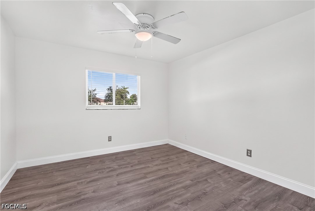 4 Bed SingleFamilyResidence for Sale in Mirror Lakes, FL — photo 28