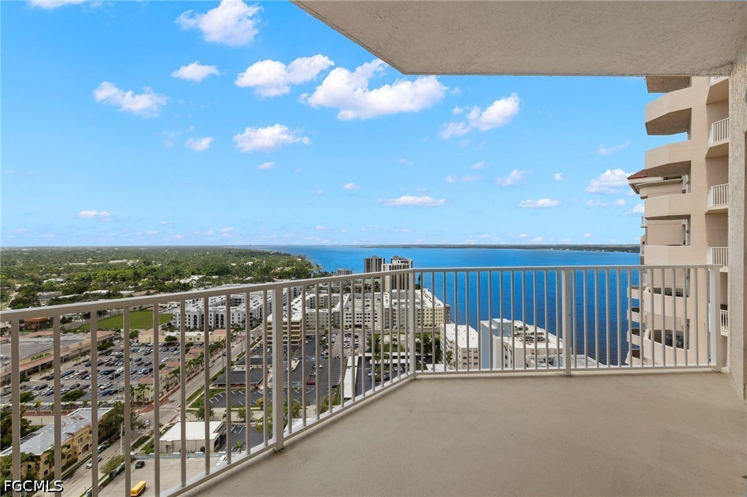 2 Bed Waterfront Home for Sale in Fort Myers, FL, $695,000 — photo 28