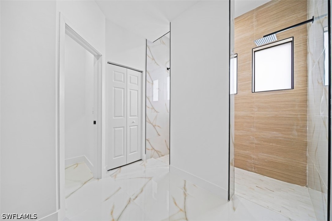 4 Bed SingleFamilyResidence for Sale in 900 Building, FL — photo 28