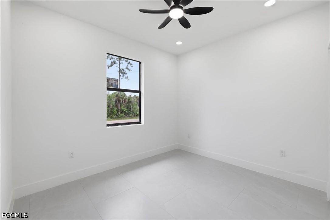 3 Bed SingleFamilyResidence for Sale in Not Applicable, FL — photo 28
