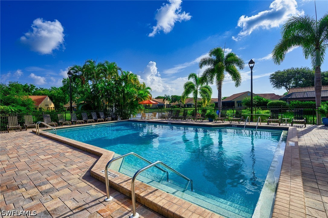 2 Bed Waterfront Home for Sale in Naples, photo 28