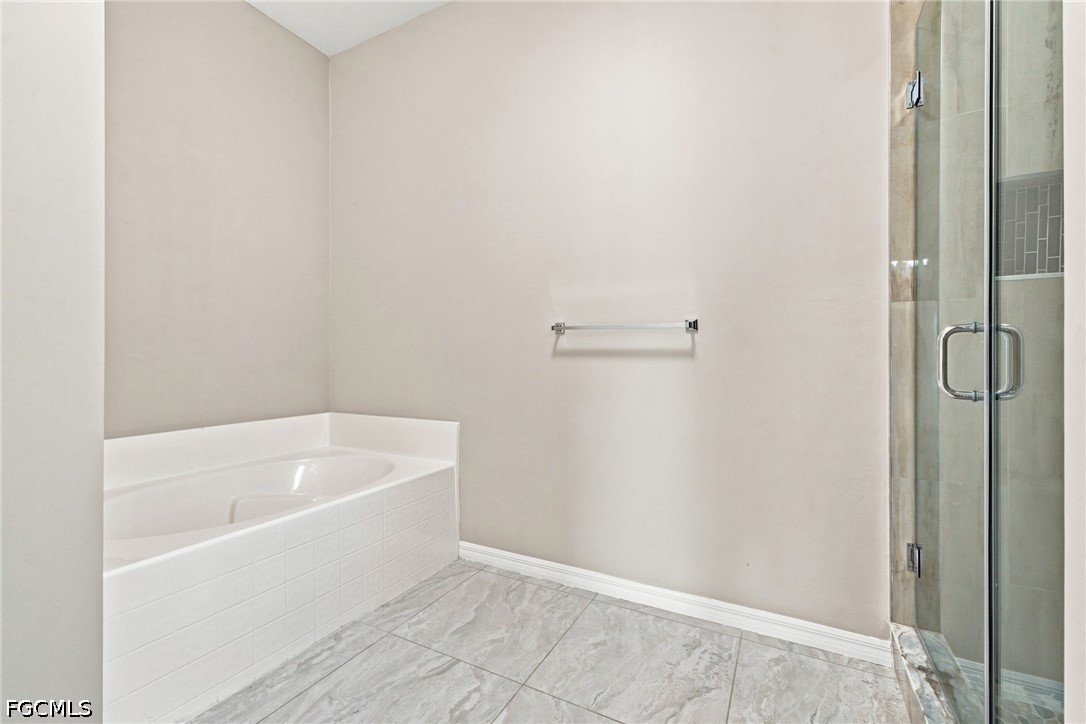 4 Bed SingleFamilyResidence for Sale in Town Lakes, photo 28
