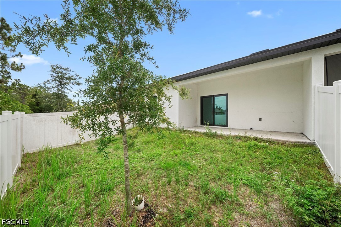 3 Bed Duplex for Sale in Lehigh Estates, photo 28