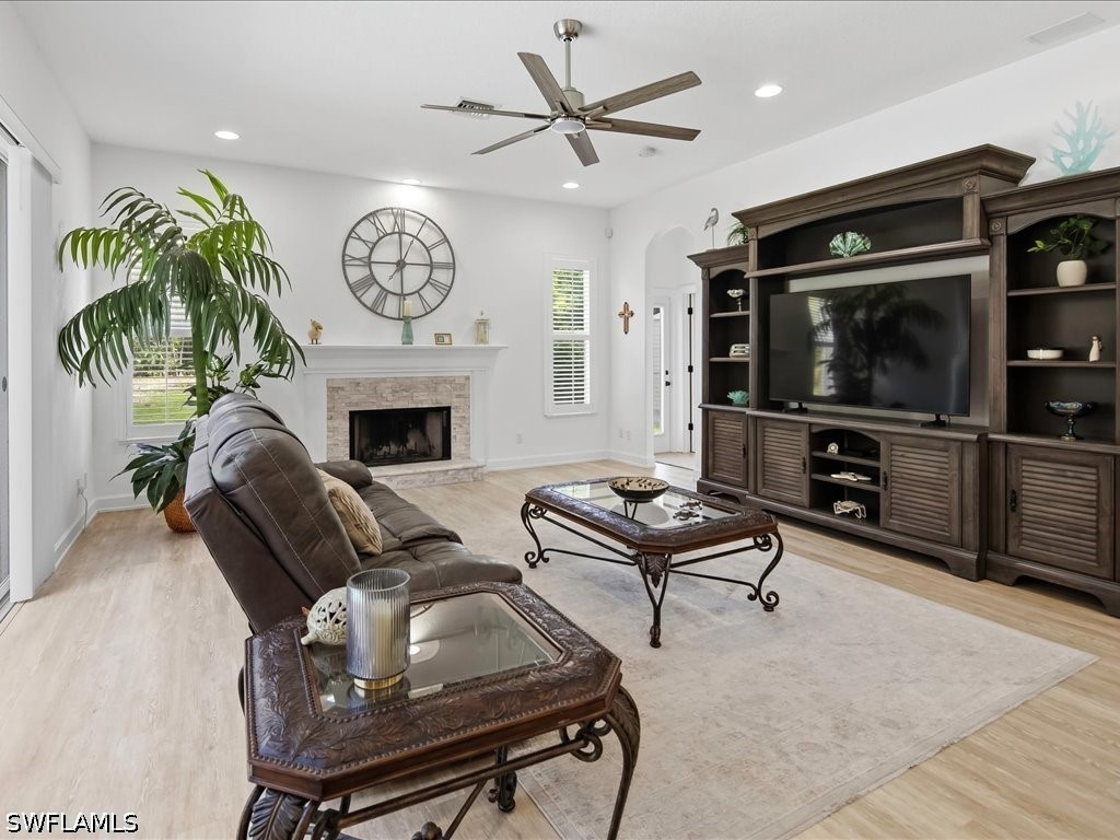 4 Bed Pool Home for Sale in Livingston Woods, photo 28