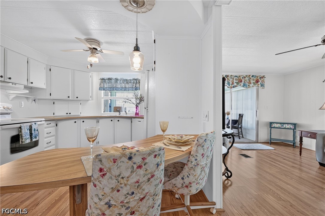 2 Bed ManufacturedHome for Sale in North Fort Myers, photo 28