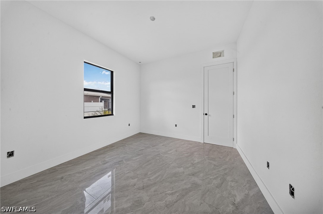 6 Bed Duplex for Sale in Lehigh Acres, photo 28