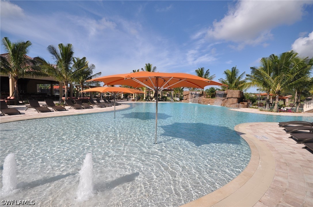 2 Bed Waterfront Home for Sale in Trevi, photo 28