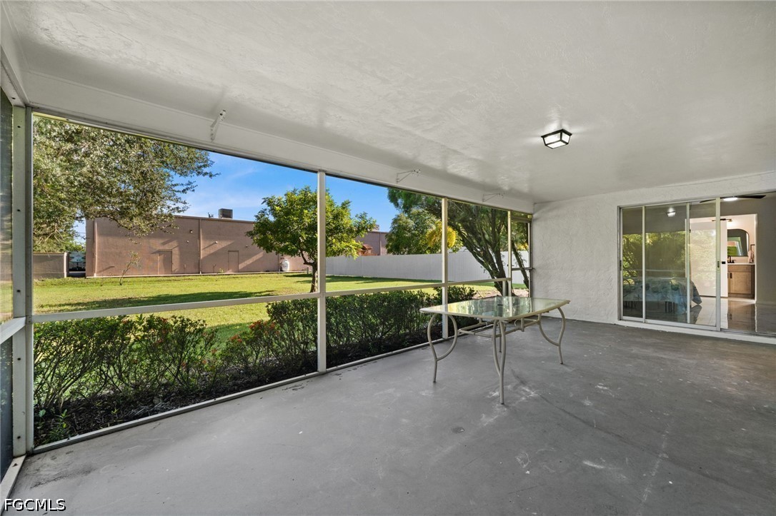 3 Bed SingleFamilyResidence for Sale in Cape Coral, photo 28