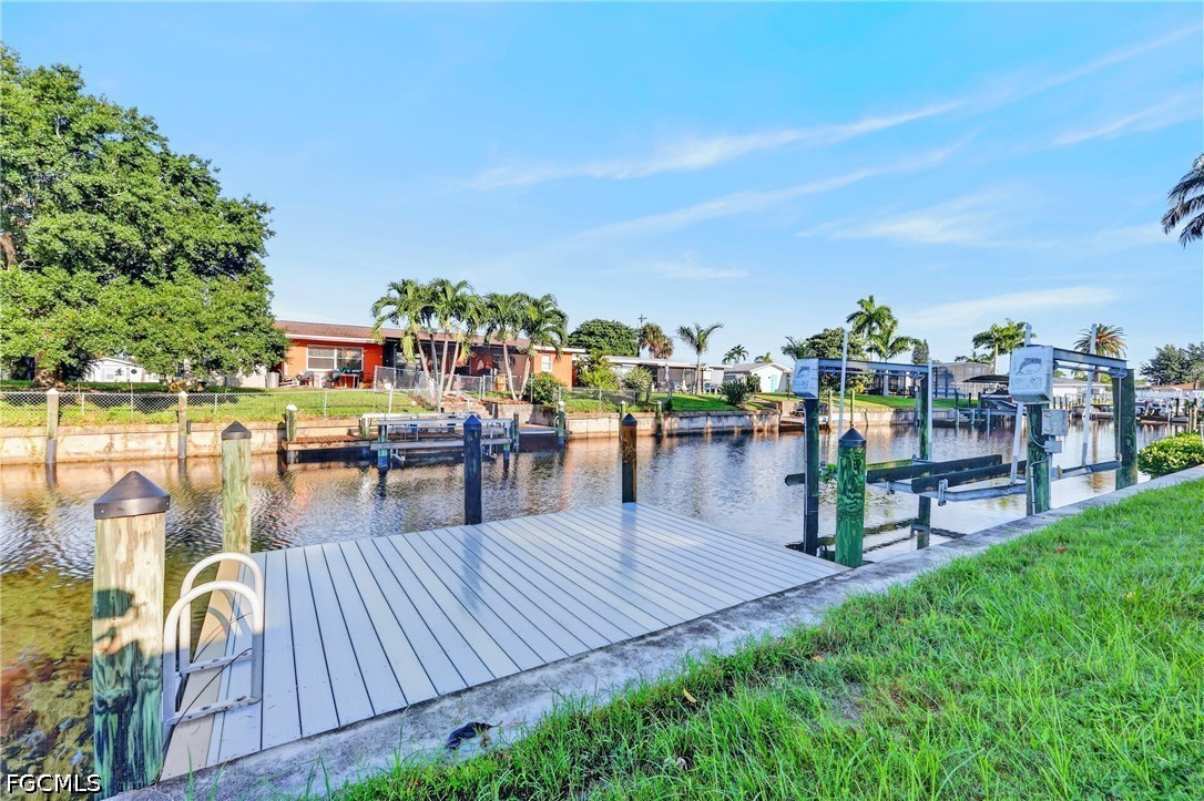 3 Bed Waterfront Home for Sale in North Fort Myers, photo 28