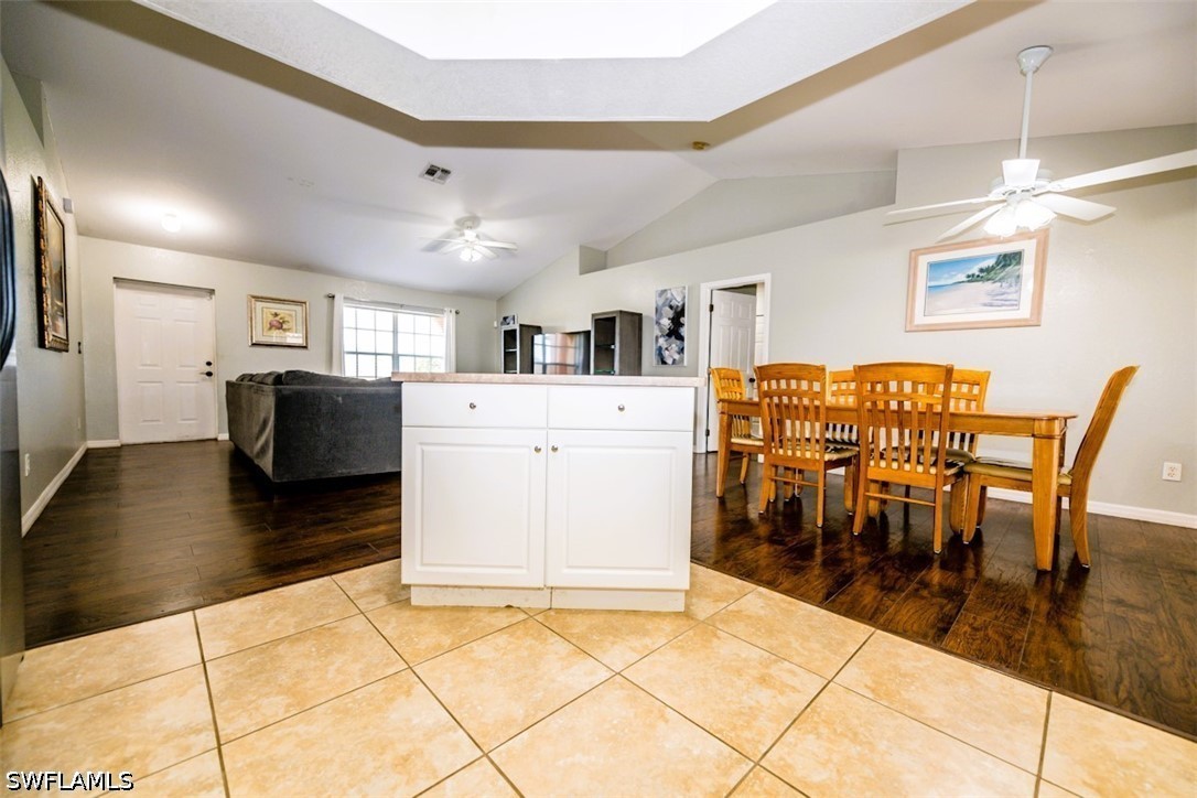 4 Bed SingleFamilyResidence for Sale in Cape Coral, photo 28