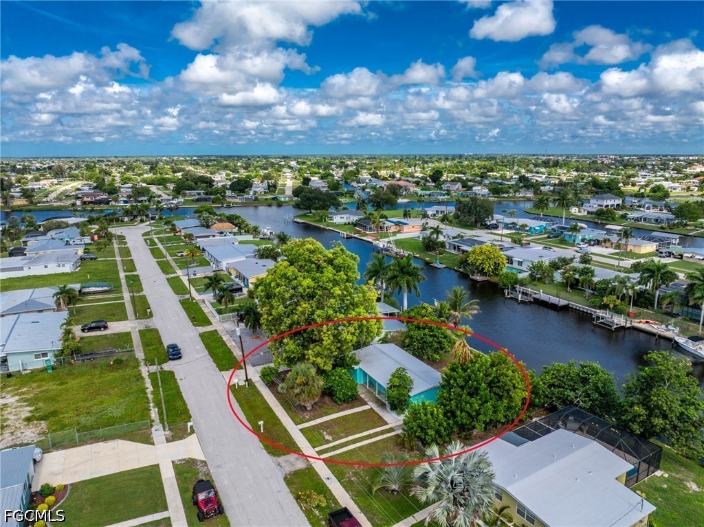 2 Bed Waterfront Home for Sale in Port Charlotte, photo 28