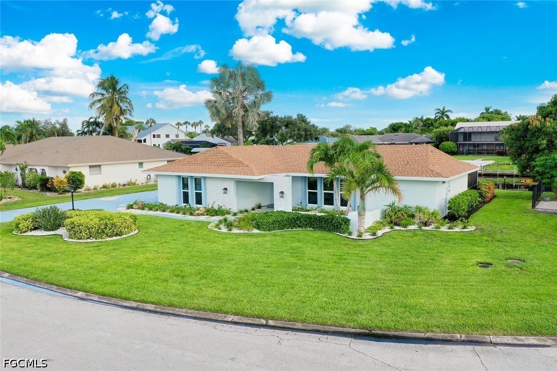 4 Bed Waterfront Home for Sale in Fort Myers, photo 28