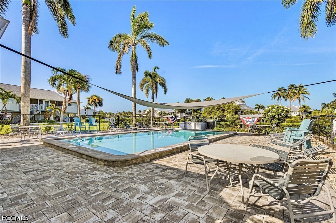 2 Bed Waterfront Home for Sale in Bokeelia, photo 28